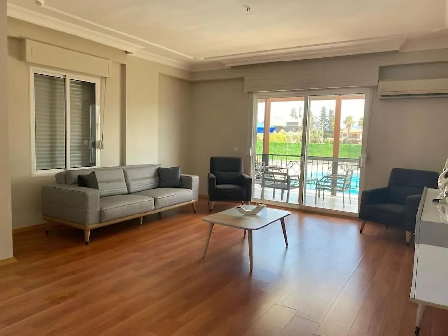 Marmaris'Te Oezel Havuzlu Villa Turkey